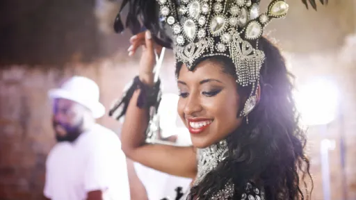 Ein absoluter Hingucker - Die Kost&uuml;me beim Karneval in Rio